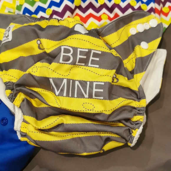 Cloth diaper COVERS bundle - Picture 2 of 3